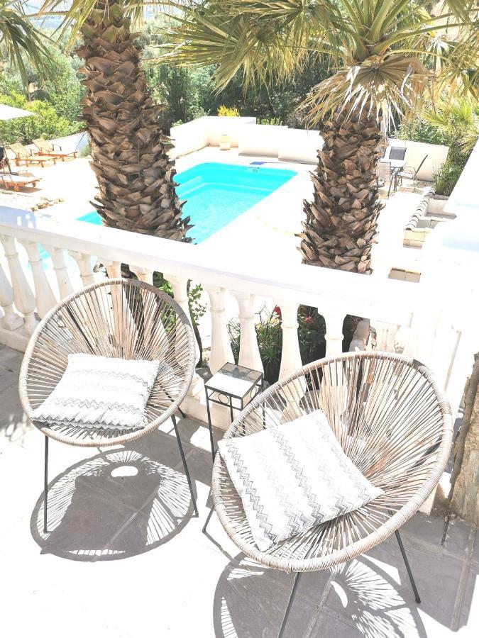 Cortijo Pennymaria Poolside Apartment Near Montefrio With Stunning Views Extérieur photo